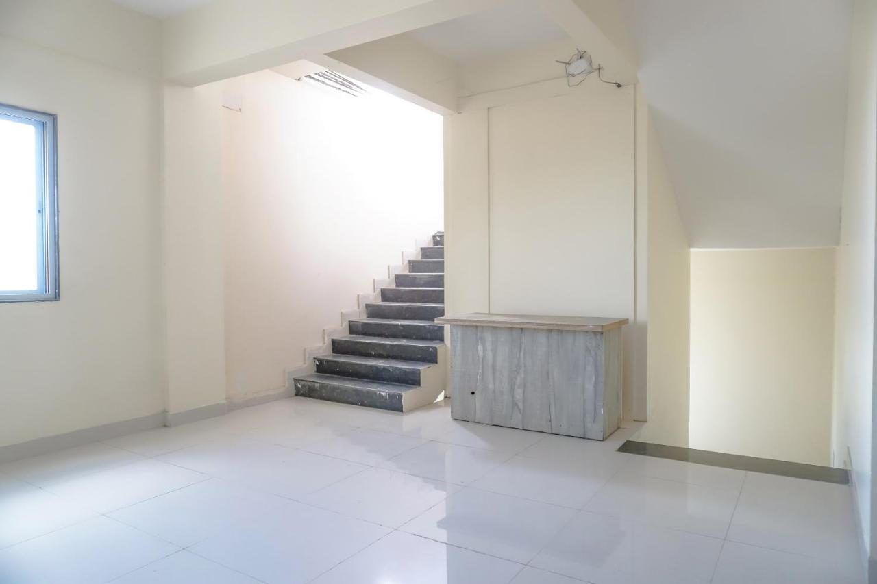 Oyo 81616 Omkar Executive Vagholi Εξωτερικό φωτογραφία